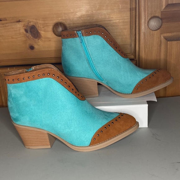Rowdy Crowd | Beaumont Western Teal Suede Booties 9 - Picture 3 of 7